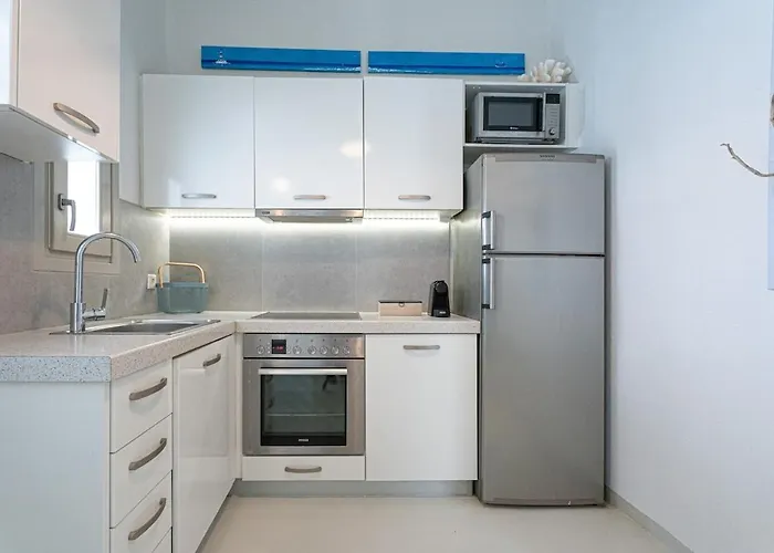 Ilios New 2bd House In Apartament *