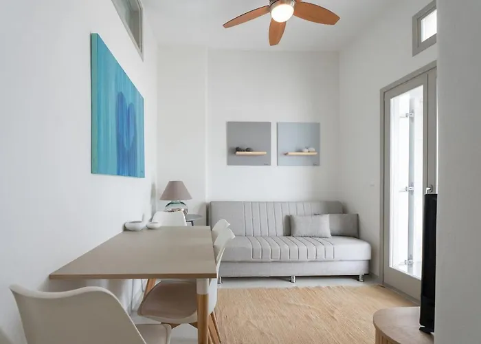 Ilios New 2bd House In Nausa